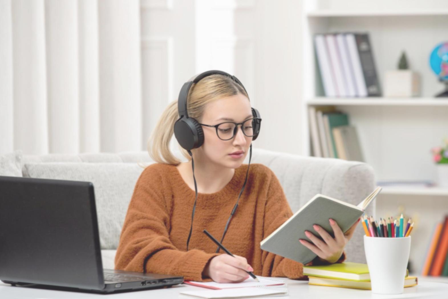 Recursos y materiales de apoyo financiero para estudiantes